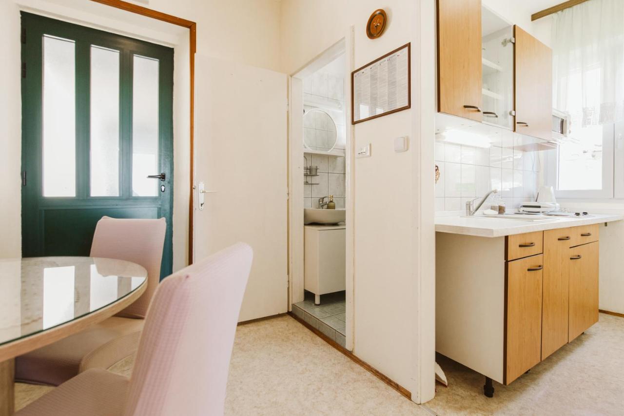 Apartment Kuzmanic Локва Рогозница Екстериор снимка